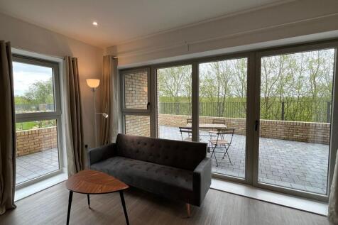 Flagstaff Road, Reading, Berkshire, RG2