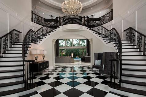 The Bishops Avenue, Hampstead, N2