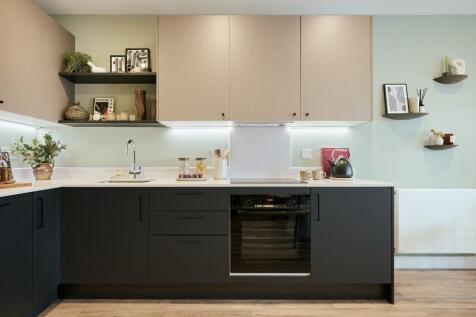 Green Park Village & Bankside Gardens,
50 Flagstaff Road,
Reading,
RG2 6BU