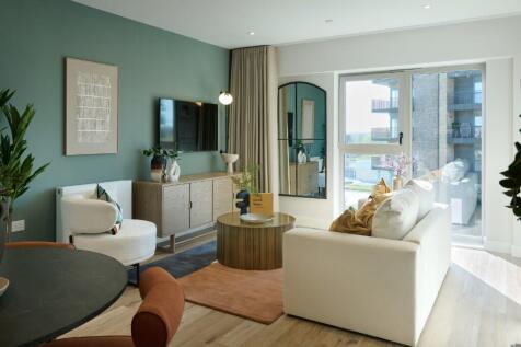 Green Park Village & Bankside Gardens,
50 Flagstaff Road,
Reading,
RG2 6BU