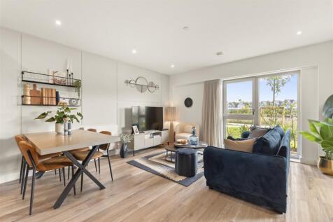 Flagstaff Road, Reading, RG2